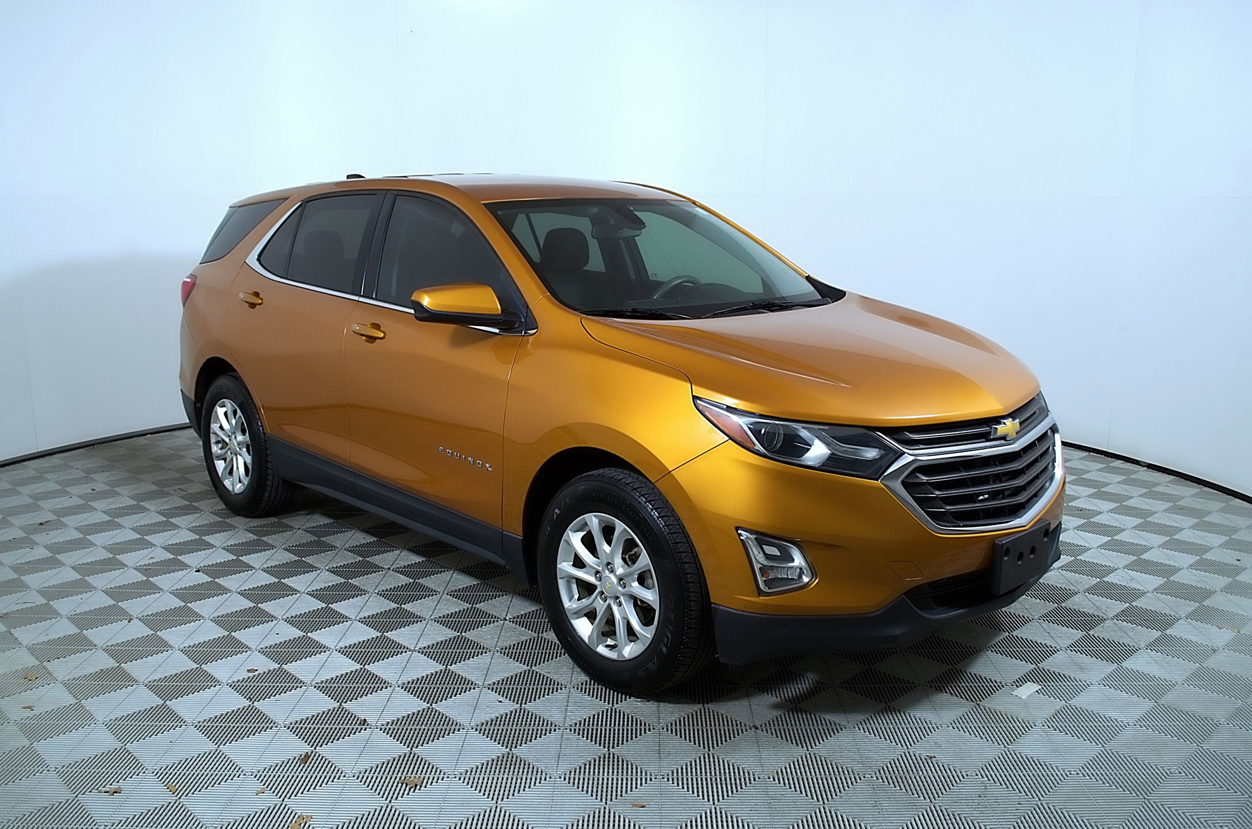 Used 2018 Chevrolet Equinox LT FWD image 7