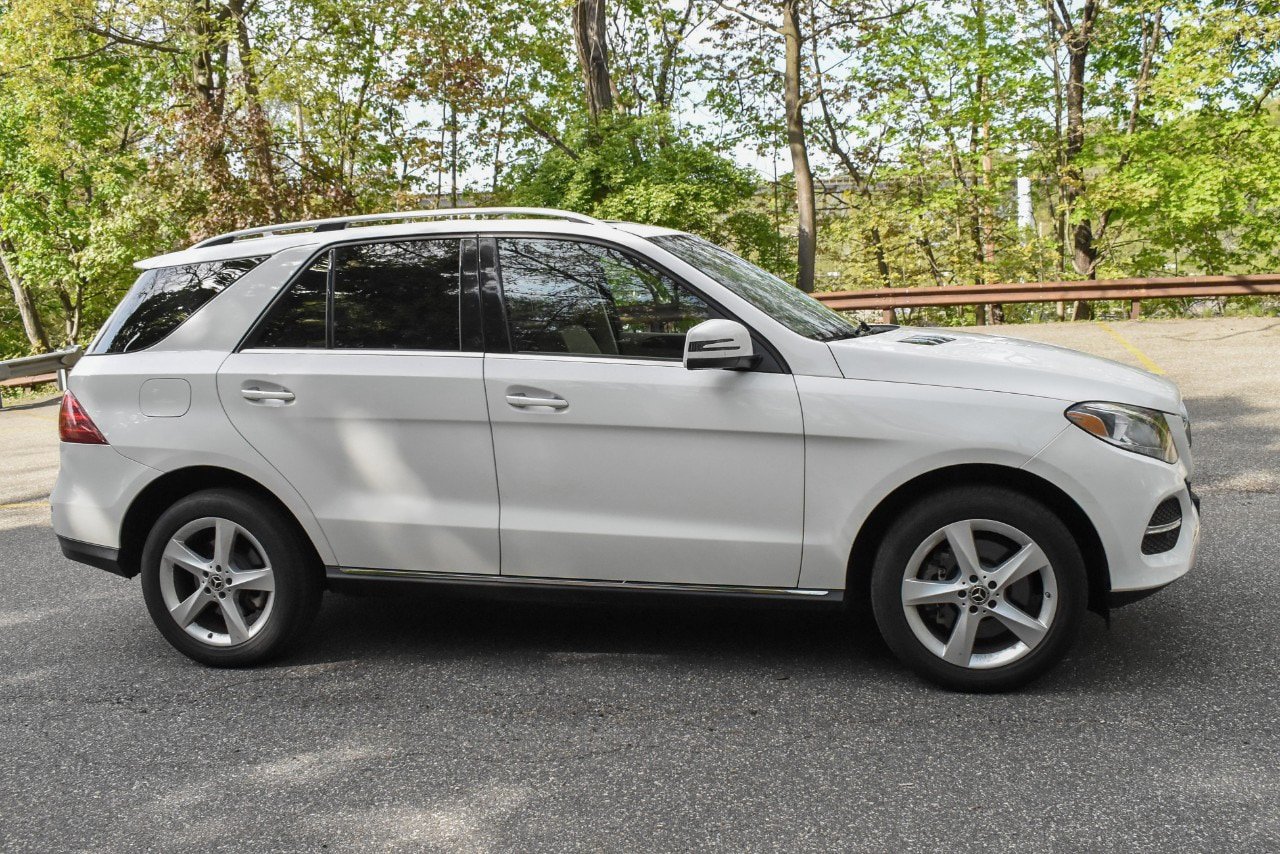 Used 2019 Mercedes-Benz GLE 400 4MATIC image 11