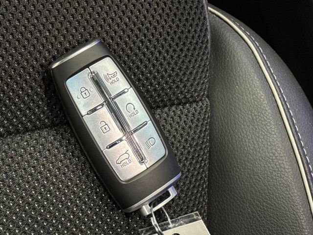 Used 2024 Genesis GV70 3.5T Sport image 27