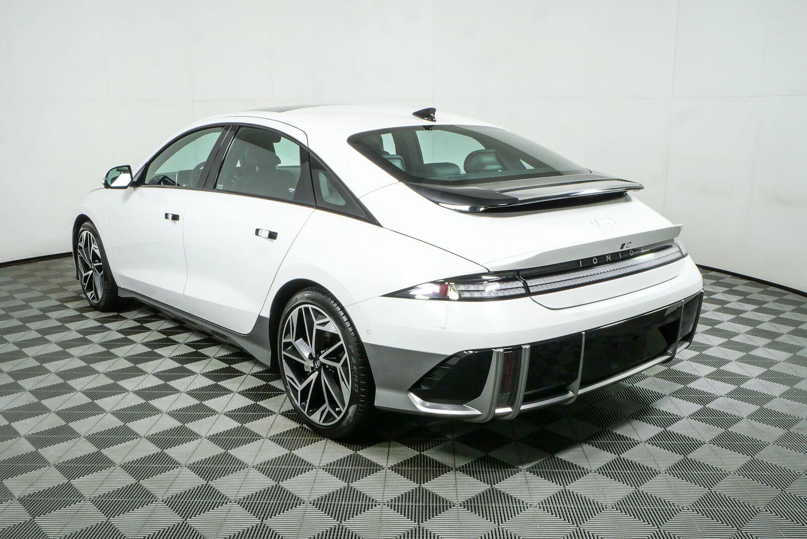 Used 2023 Hyundai Ioniq 6 Limited w/ Cargo Package RWD image 30