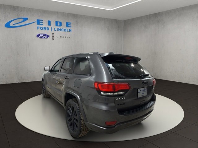 Used 2020 Jeep Grand Cherokee Altitude image 6