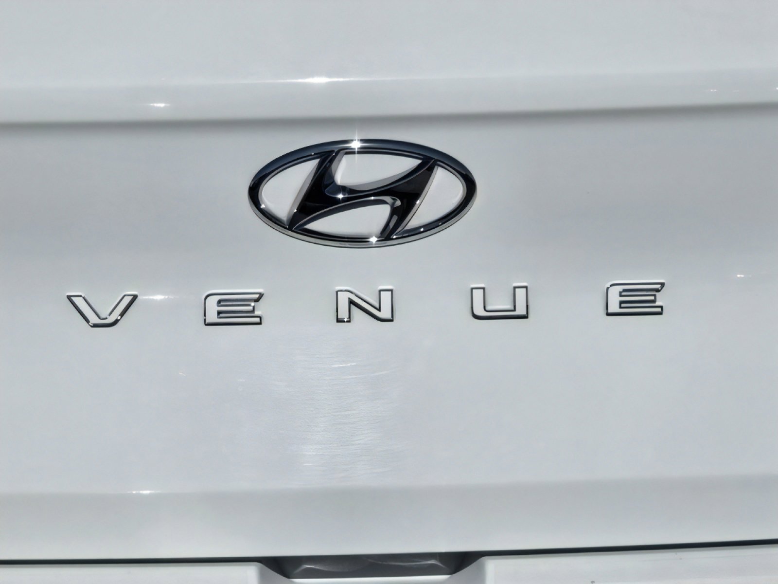 Used 2020 Hyundai Venue SEL w/ Convenience Package image 23