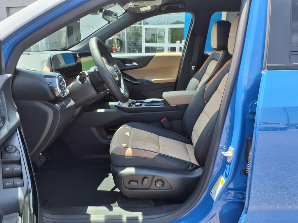 New 2025 Chevrolet Equinox ACTIV w/ Convenience Package III image 4