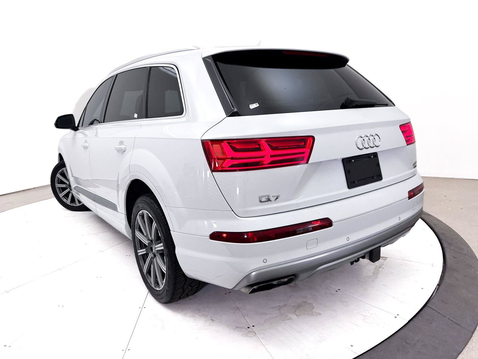 Used 2018 Audi Q7 3.0T Premium Plus AWD/4WD image 10