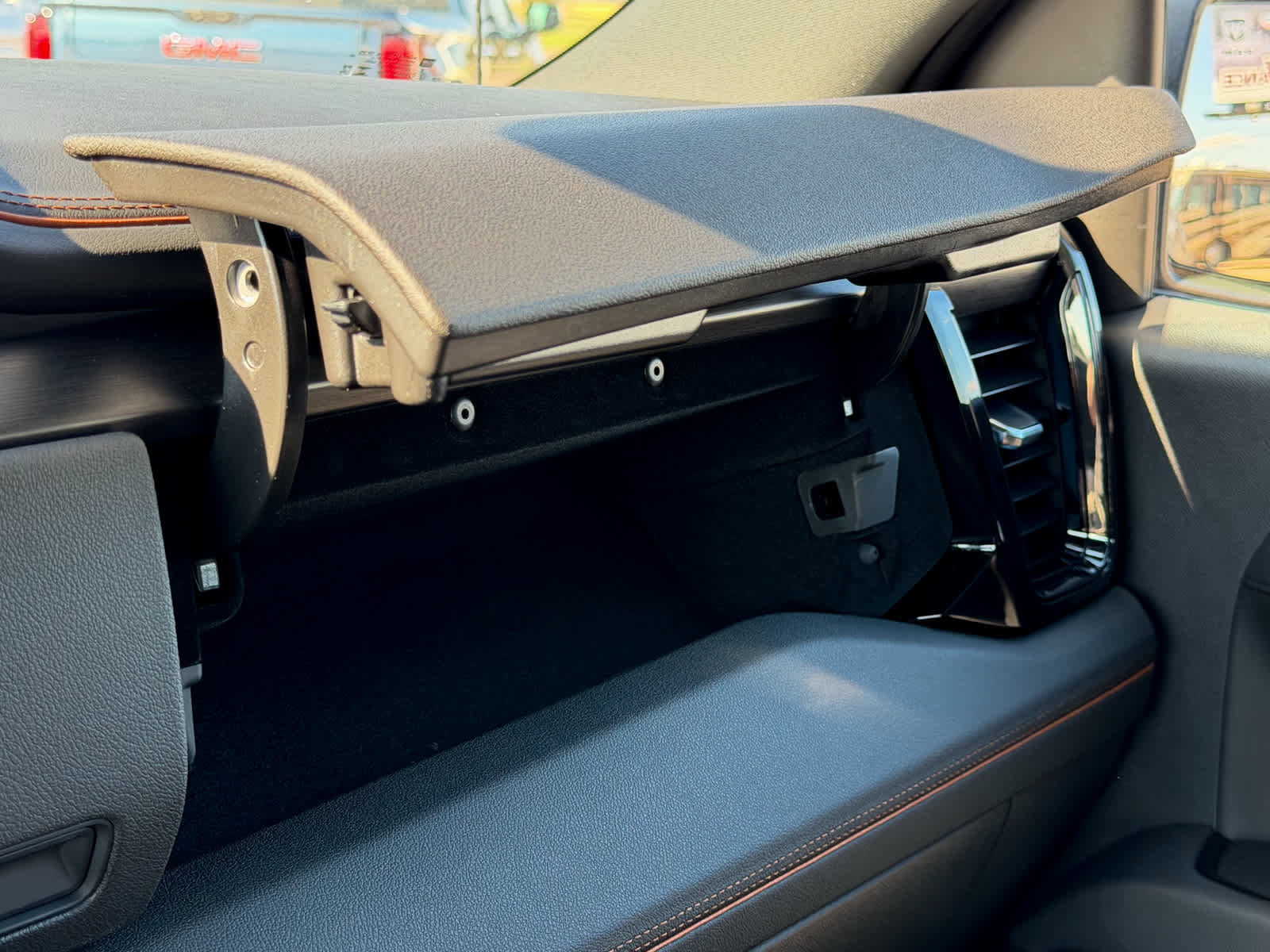 New 2026 GMC Sierra 1500 AT4 w/ AT4 Premium Package image 30