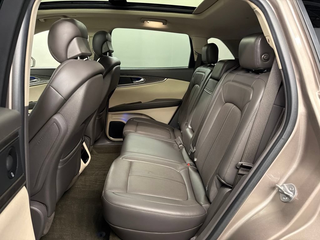 Used 2020 Lincoln Nautilus Reserve w/ Equipment Group 201A AWD/4WD image 31