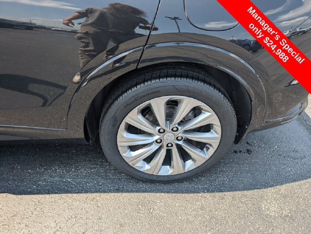 Used 2025 Buick Envista Avenir FWD image 23