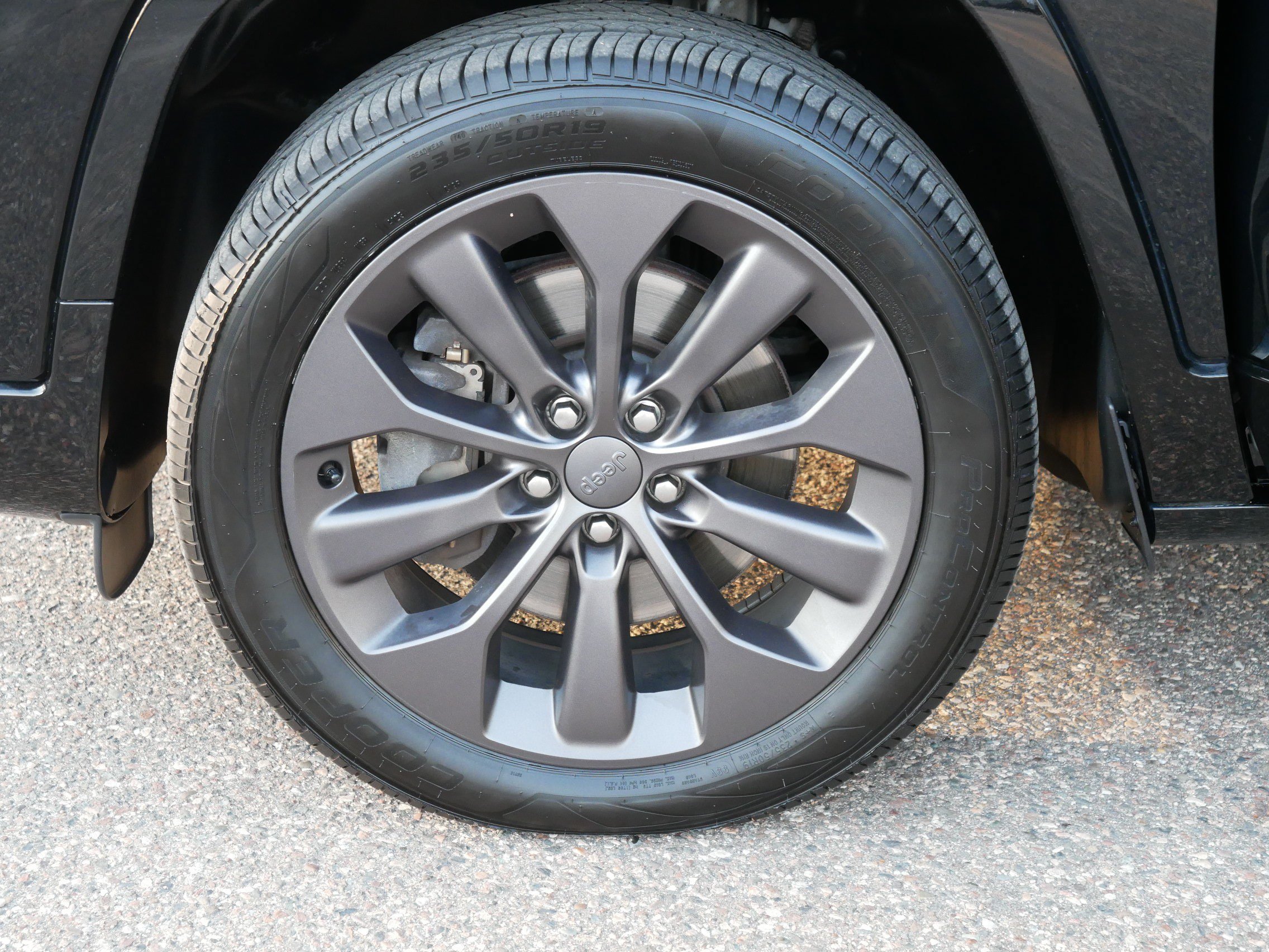 Used 2019 Jeep Cherokee High Altitude AWD/4WD image 15