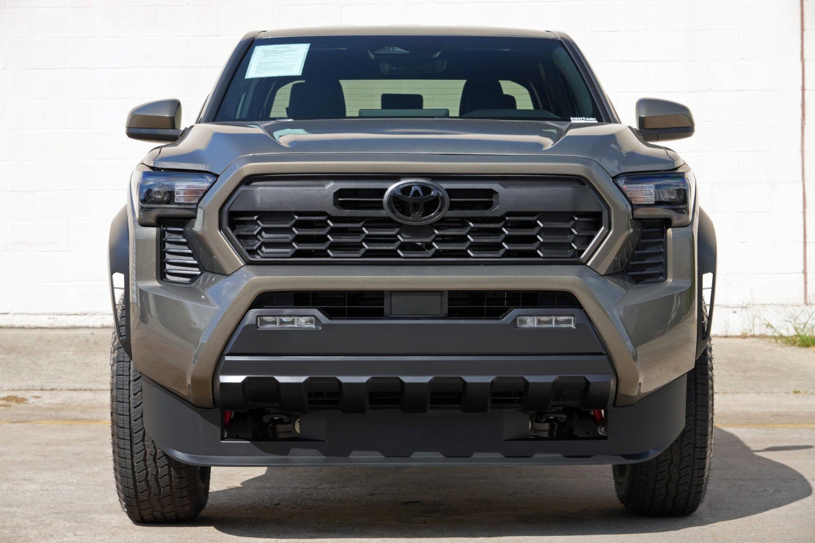 Used 2025 Toyota Tacoma TRD Off-Road AWD/4WD image 7
