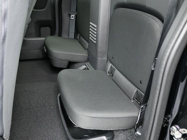 Used 2025 Nissan Frontier S w/ S Utility Package image 18