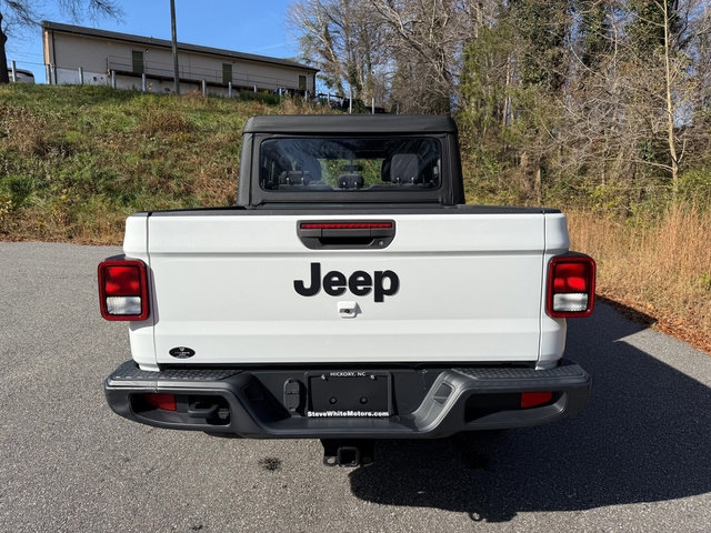 Used 2022 Jeep Gladiator Sport w/ Trailer Tow Package image 7