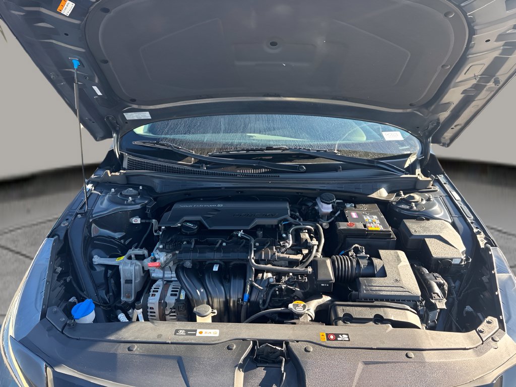 Used 2021 Hyundai Elantra SEL FWD image 24