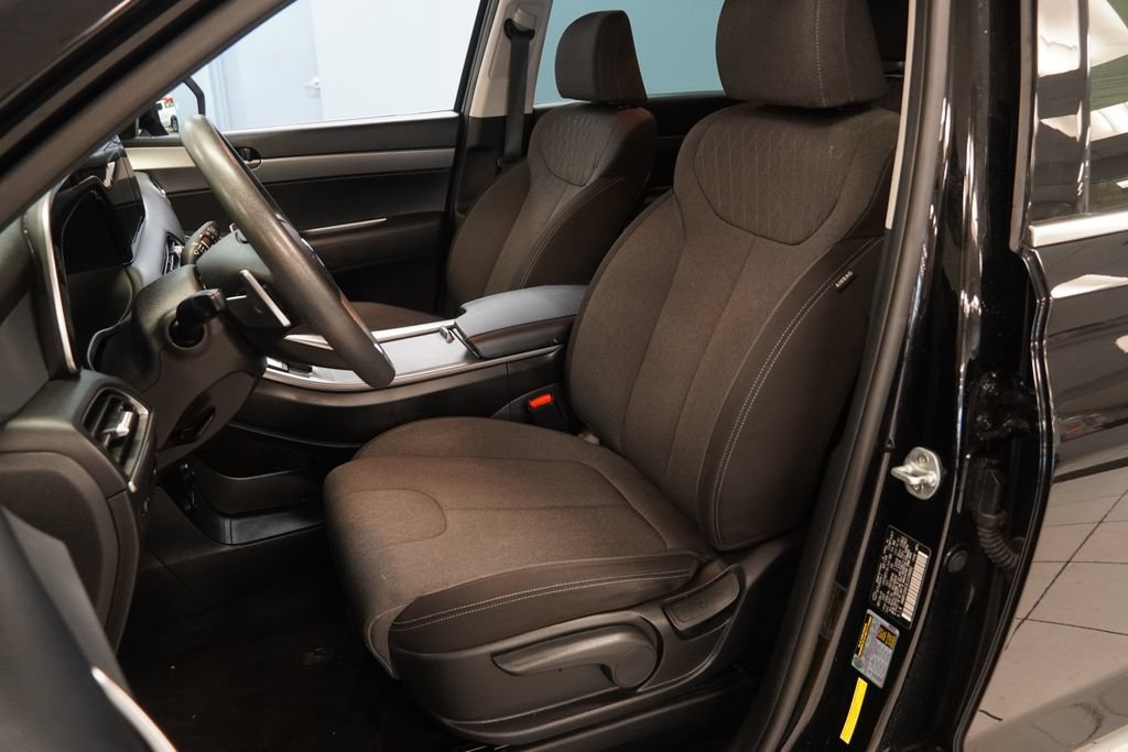 Used 2020 Hyundai Palisade SE AWD/4WD image 3