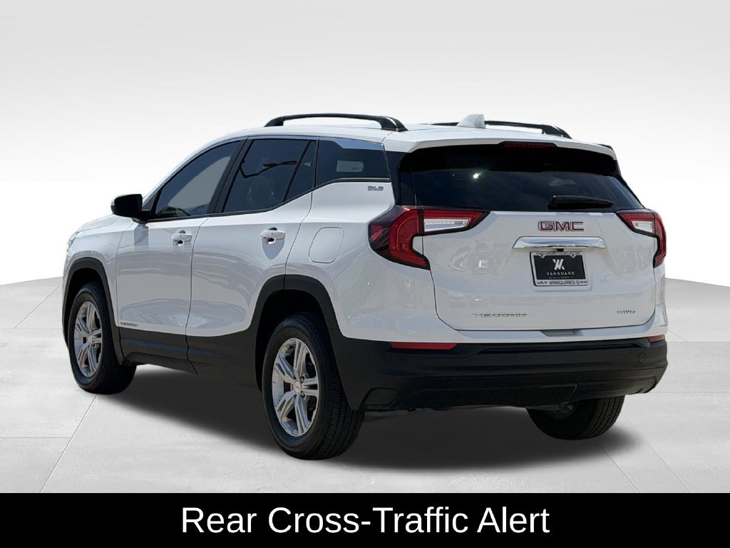Used 2024 GMC Terrain SLE AWD/4WD image 6