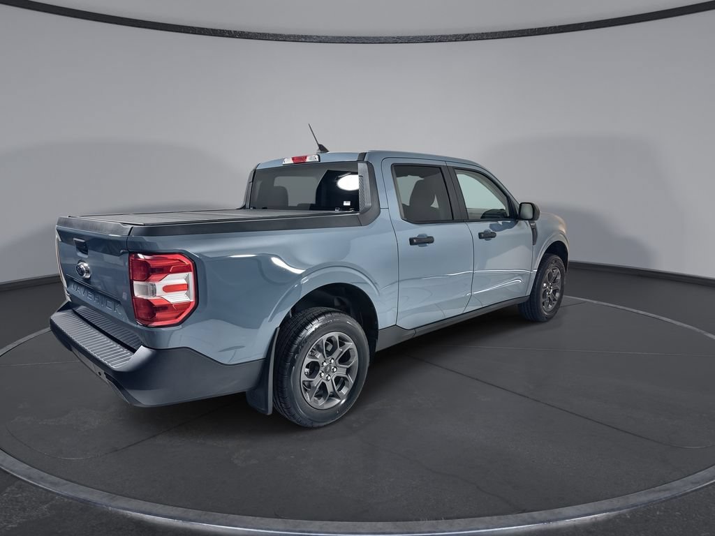 Used 2023 Ford Maverick XLT FWD image 8