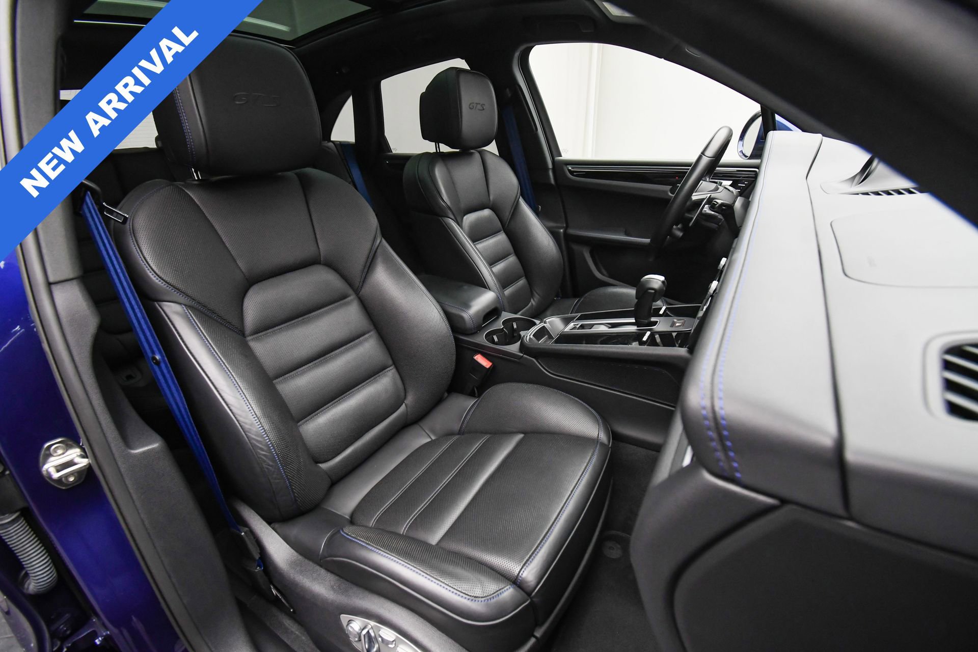 Used 2022 Porsche Macan GTS image 17