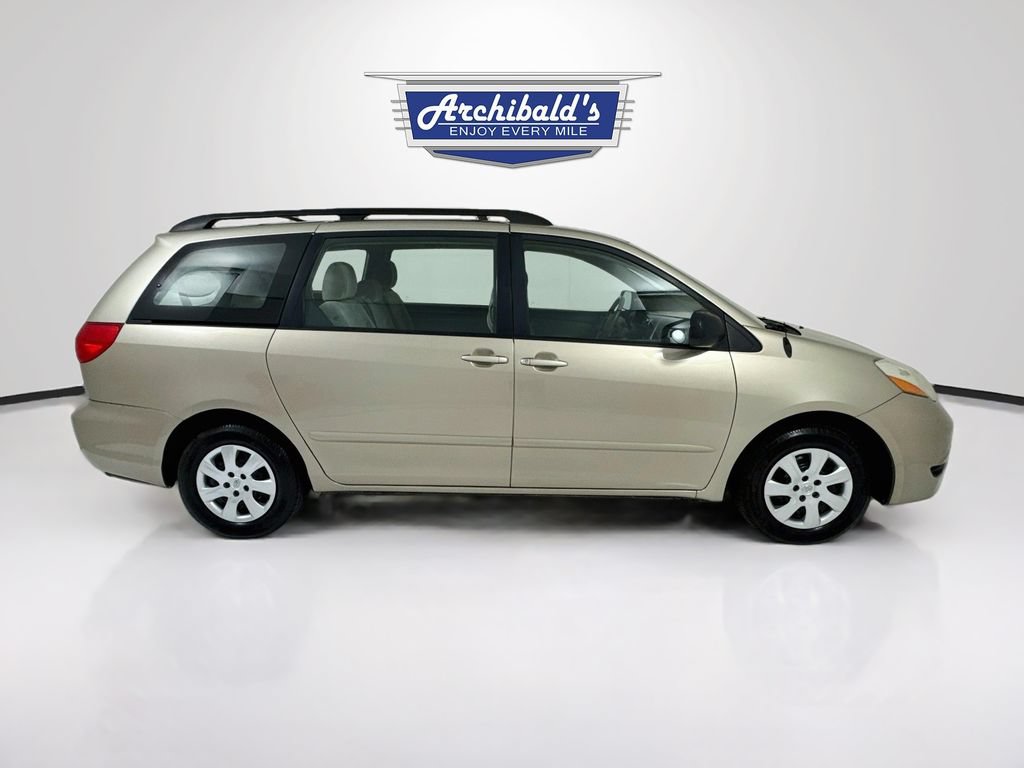 Used 2009 Toyota Sienna CE FWD image 8