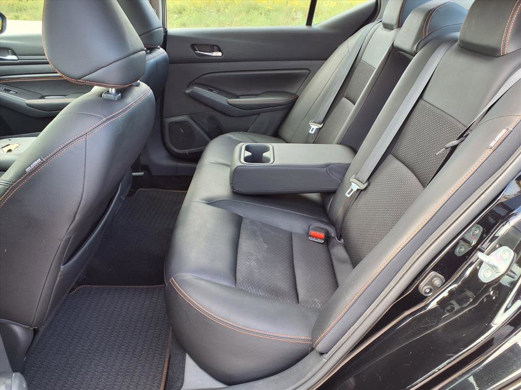 Used 2019 Nissan Altima 2.5 SR w/ SR Premium Package image 28