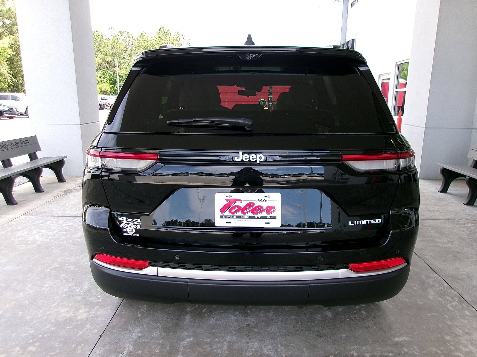 New 2026 Jeep Grand Cherokee Limited AWD/4WD image 23