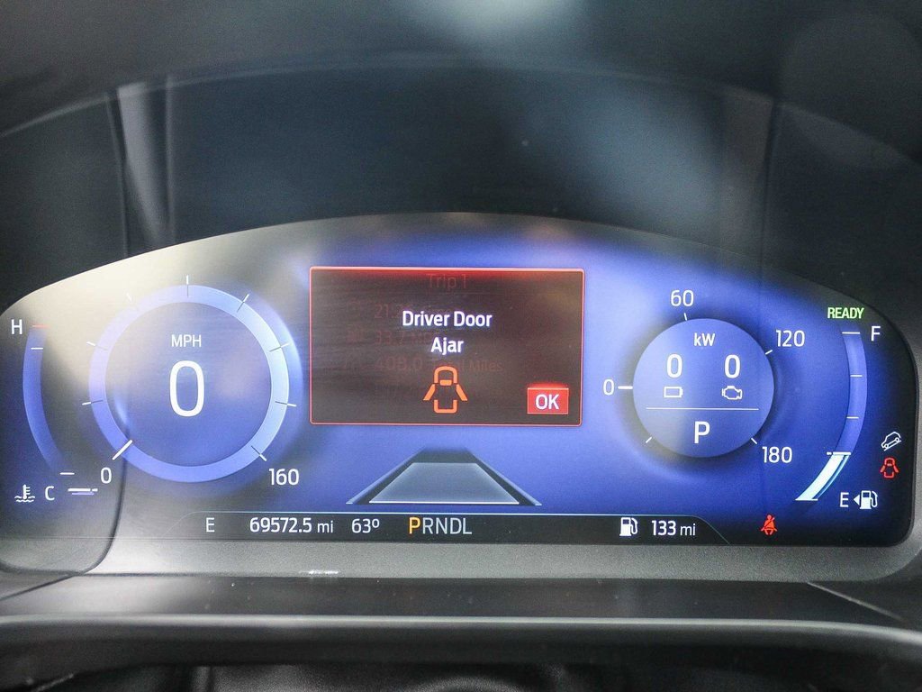 Used 2020 Ford Escape Titanium image 20