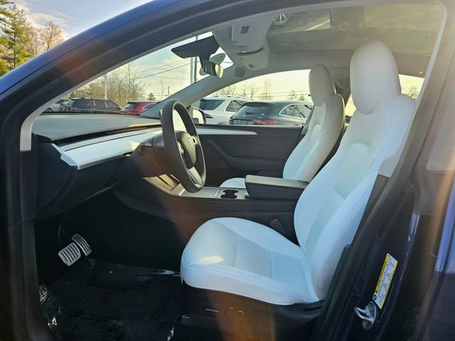 Used 2023 Tesla Model Y Performance image 16