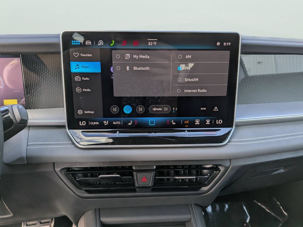 New 2026 Volkswagen Tiguan SE R-Line FWD image 17