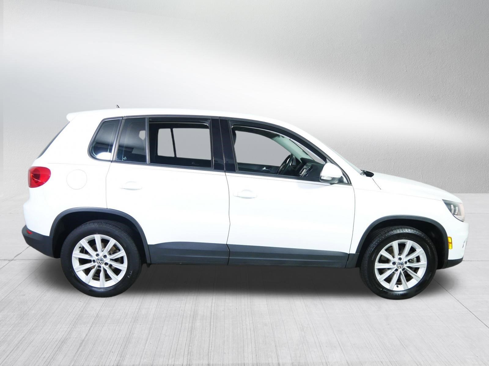 Used 2017 Volkswagen Tiguan Limited FWD image 8