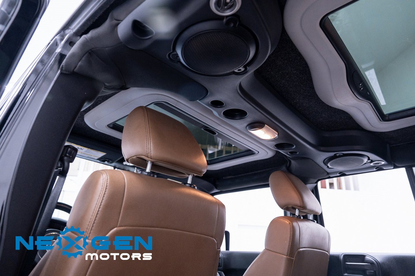 Used 2011 Jeep Wrangler Unlimited Rubicon image 31