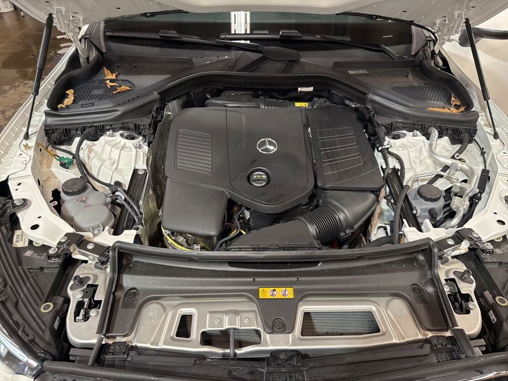 Used 2025 Mercedes-Benz GLC 350e image 22