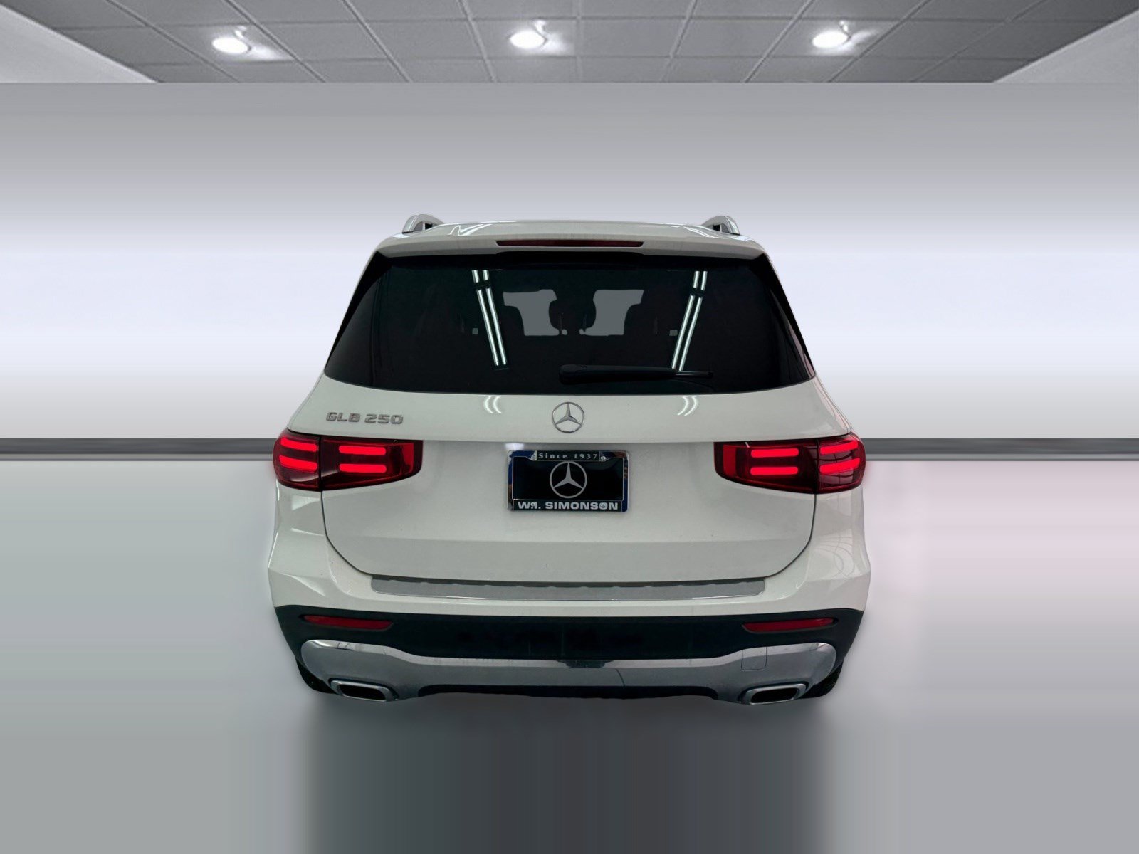 New 2026 Mercedes-Benz GLB 250 image 9