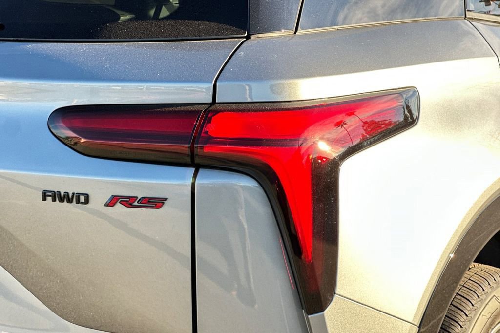 New 2026 Chevrolet Blazer EV RS w/ Super Cruise Package AWD/4WD image 34