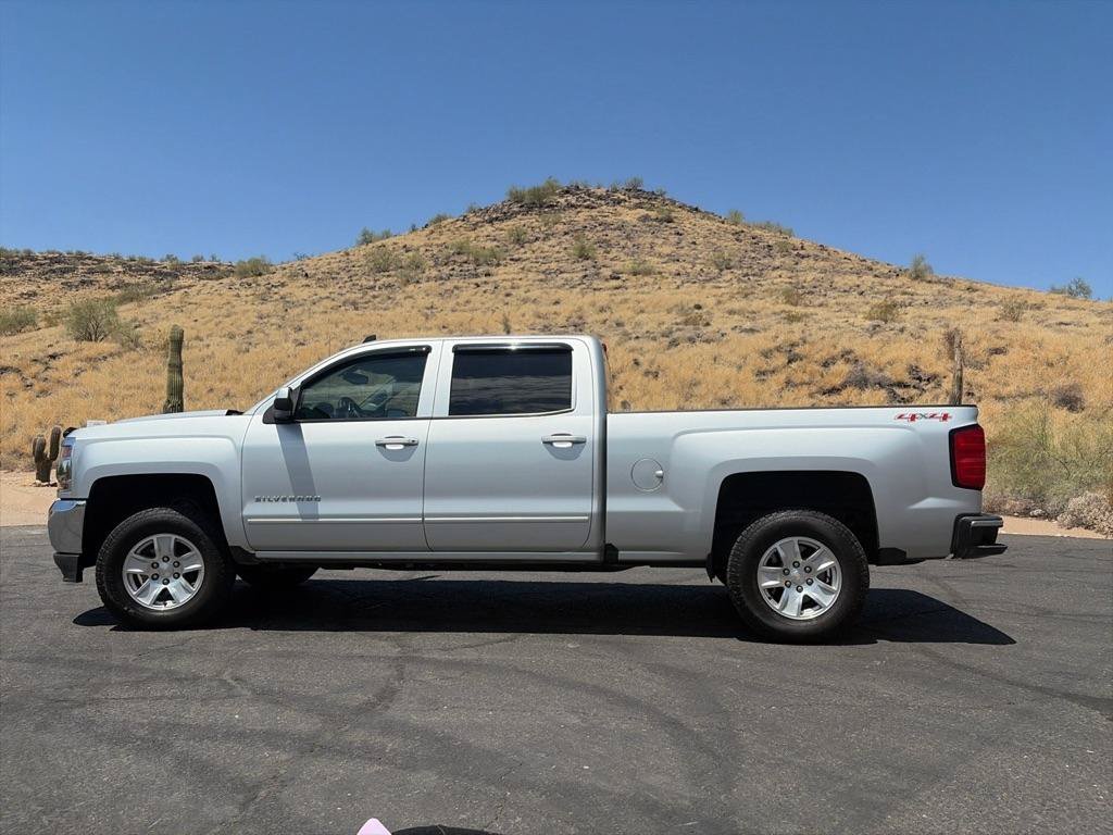 Used 2017 Chevrolet Silverado 1500 LT w/ All Star Edition AWD/4WD image 9