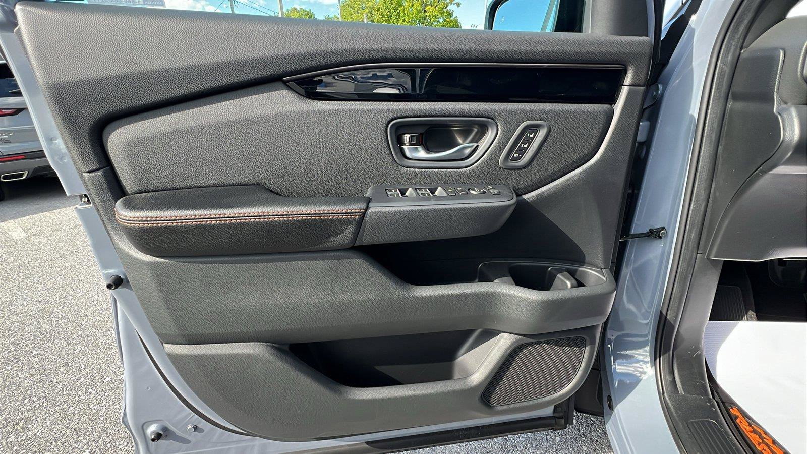New 2026 Honda Pilot TrailSport image 24