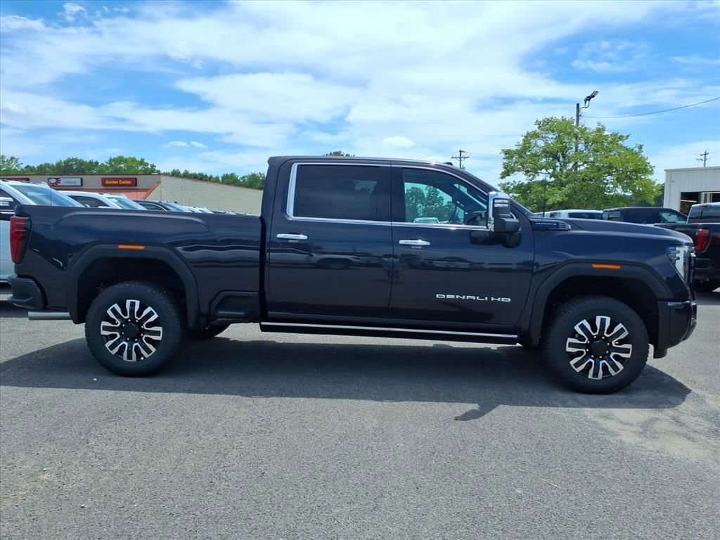 New 2026 GMC Sierra 2500 Denali Ultimate w/ Max Trailering Package AWD/4WD image 8