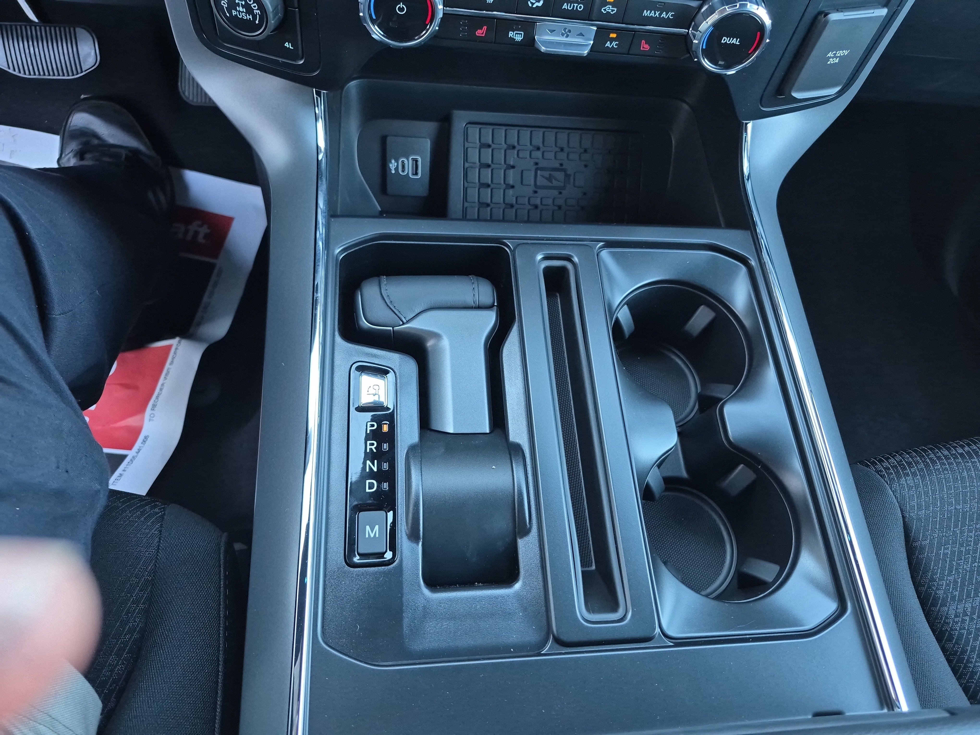 New 2025 Ford F150 XLT w/ Equipment Group 302A MID image 29