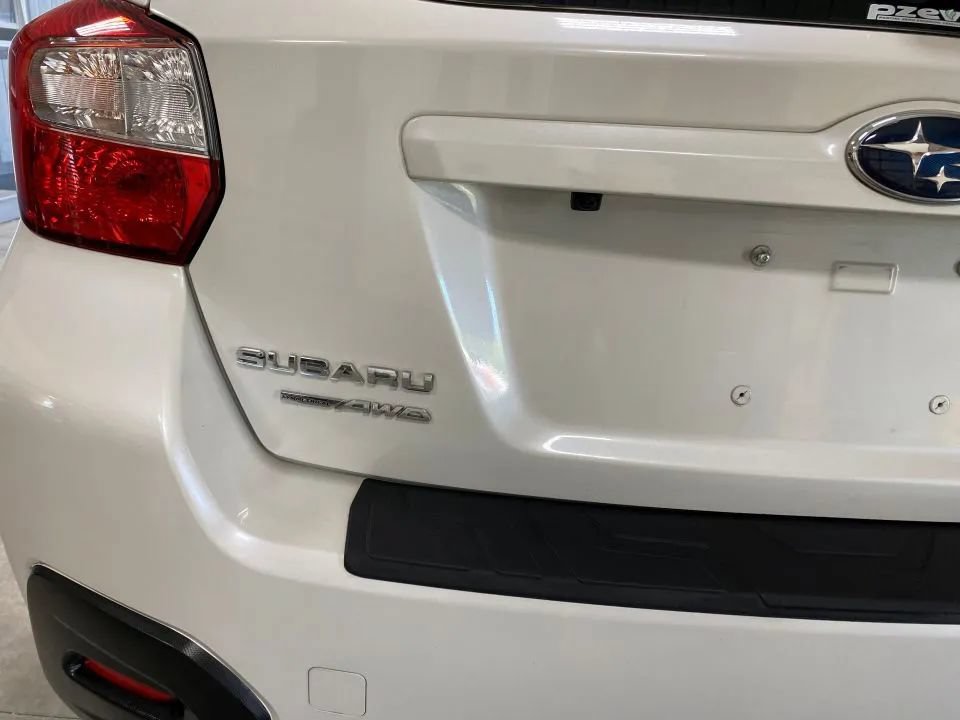 Used 2014 Subaru Crosstrek 2.0i Limited AWD/4WD image 9