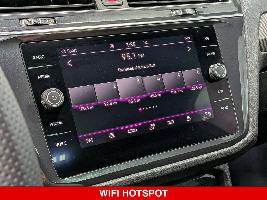Used 2022 Volkswagen Tiguan SE R-Line AWD/4WD image 23