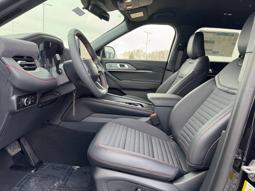 New 2026 Ford Explorer ST-Line w/ ST-Line Street Pack image 29