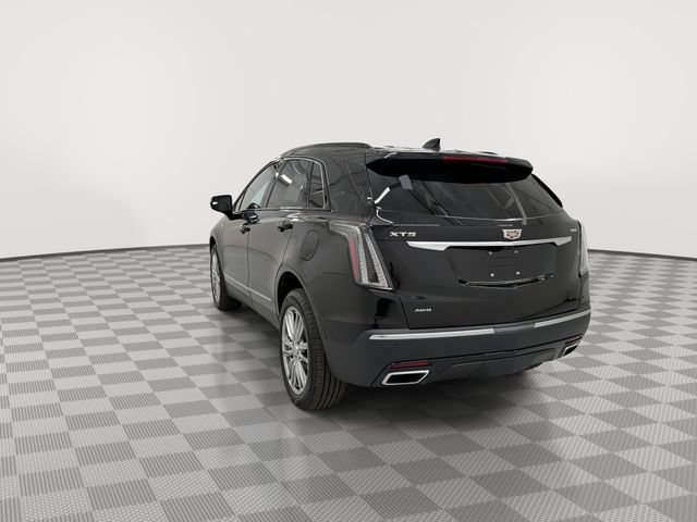 Certified 2026 Cadillac XT5 Sportv w/ LPO, Floor Liner Package AWD/4WD image 8