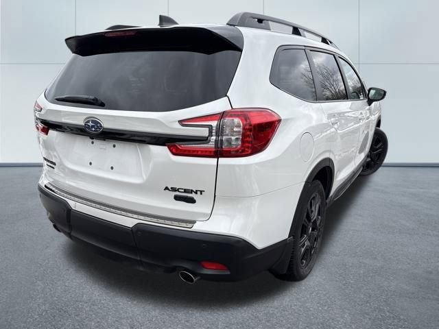 Used 2025 Subaru Ascent Onyx Edition image 6