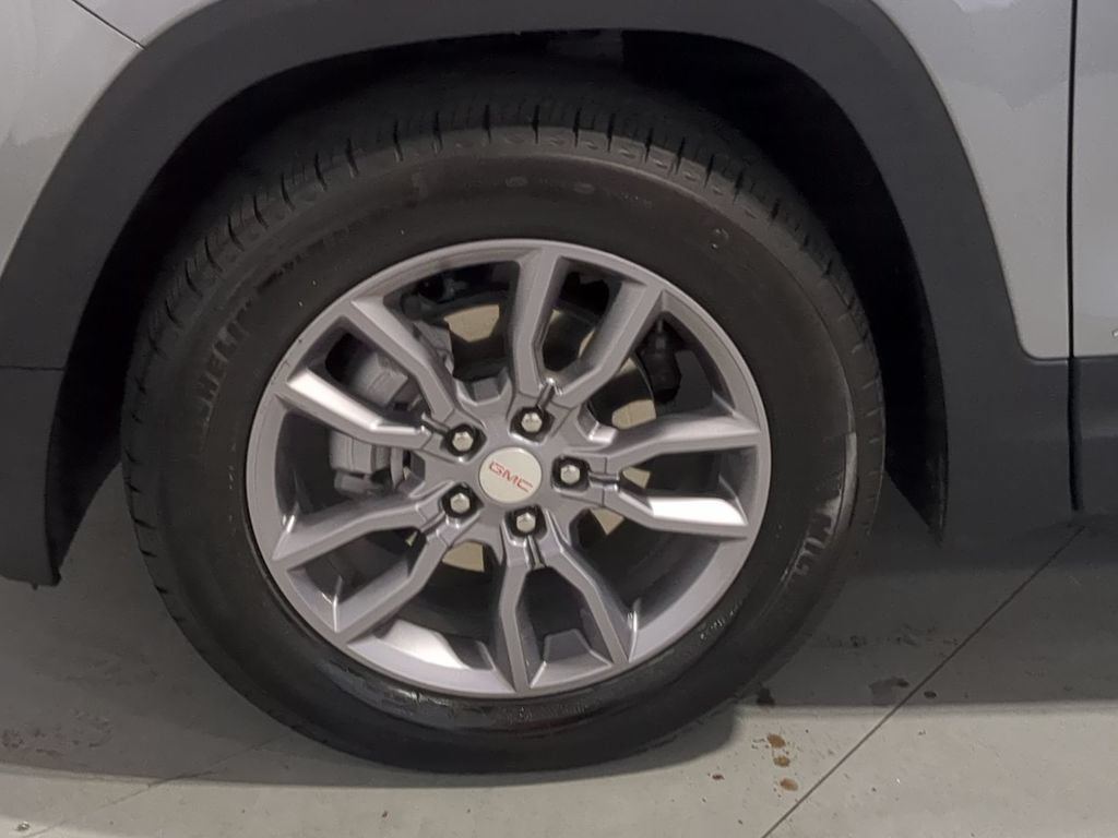 Used 2024 GMC Terrain SLT w/ Infotainment Package II AWD/4WD image 17