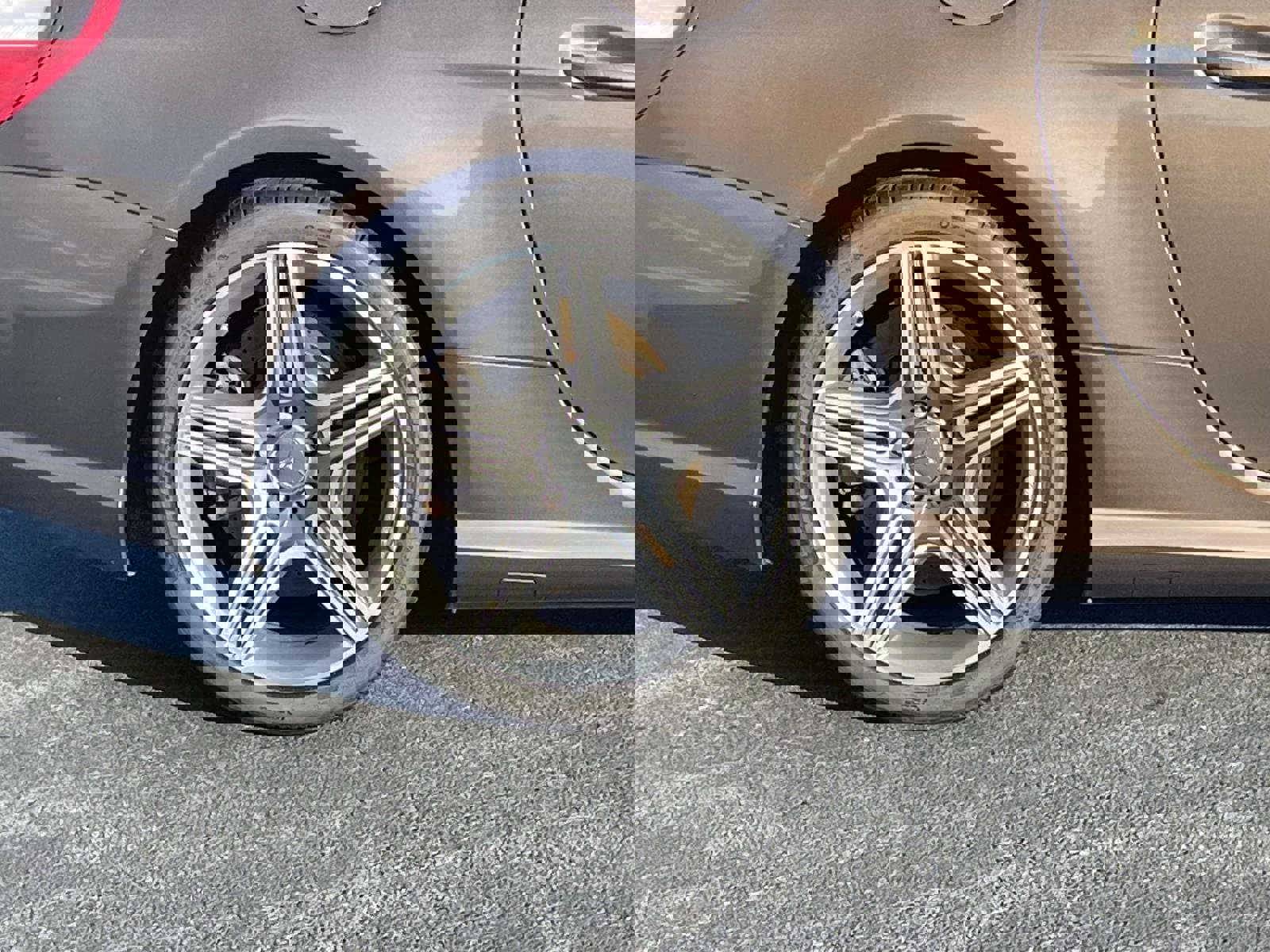 Used 2015 Mercedes-Benz SL 63 AMG w/ Driver Assistance Package image 11