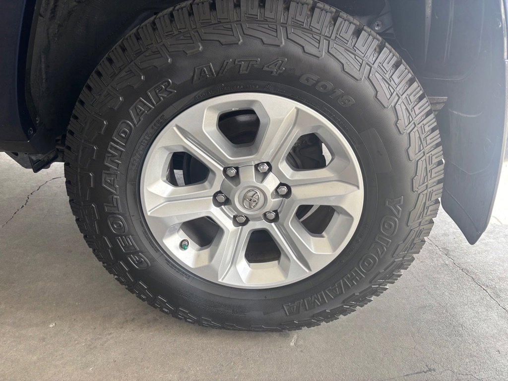 Used 2019 Toyota 4Runner SR5 Premium AWD/4WD image 58