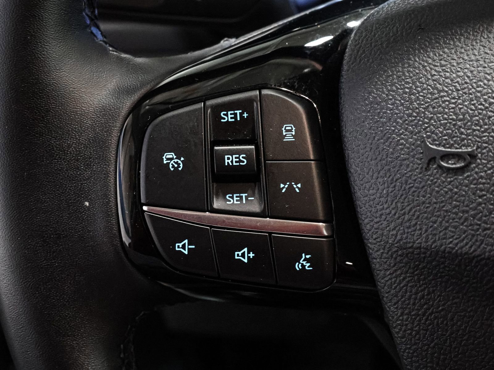 Certified 2022 Ford Edge SEL w/ Convenience Package image 33