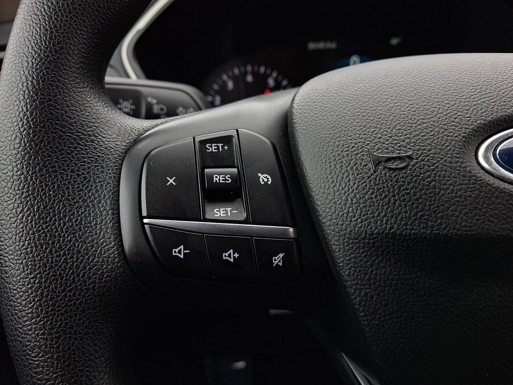 Certified 2020 Ford Escape SE image 22