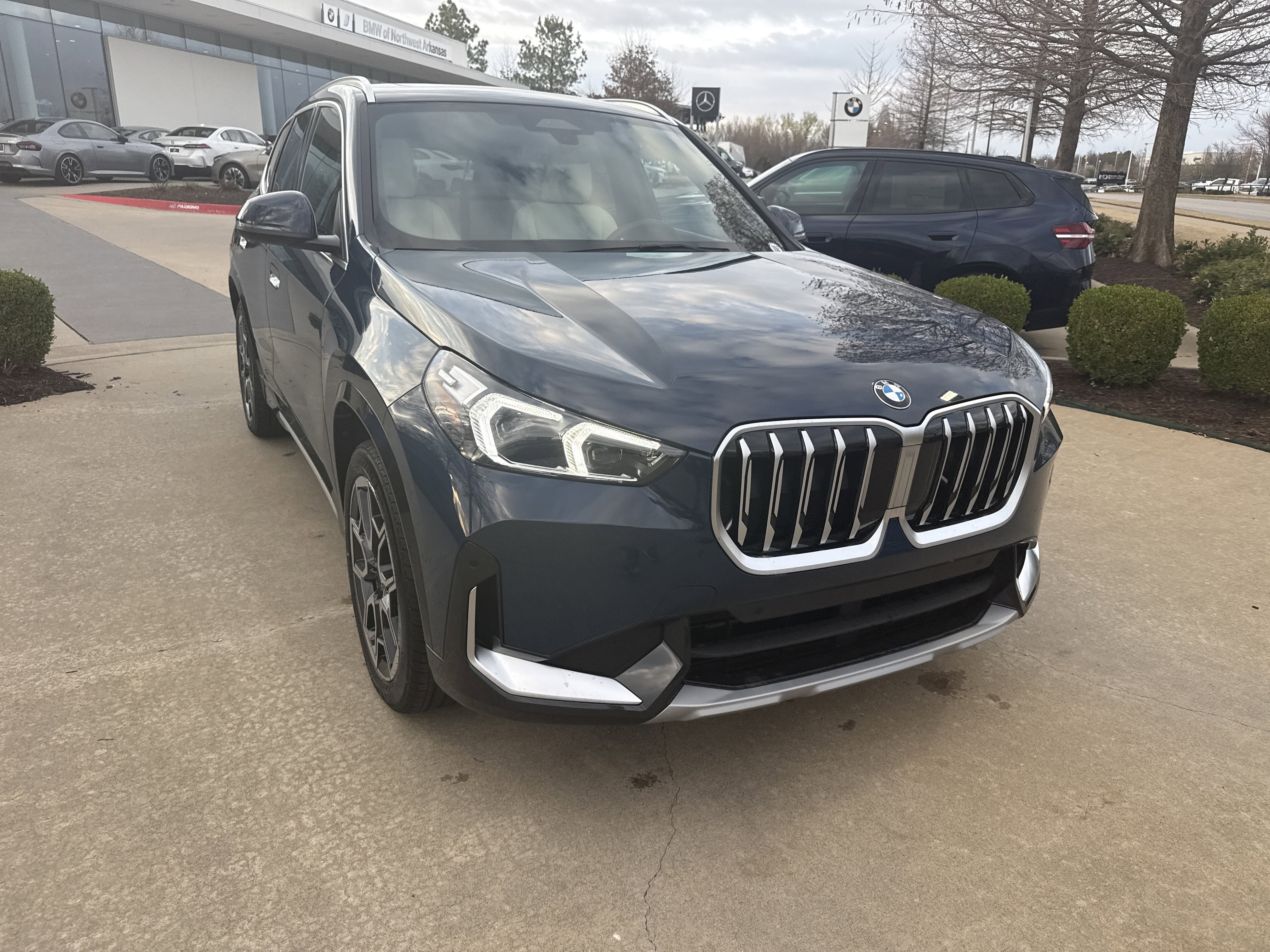 New 2026 BMW X1 xDrive28i AWD/4WD image 6