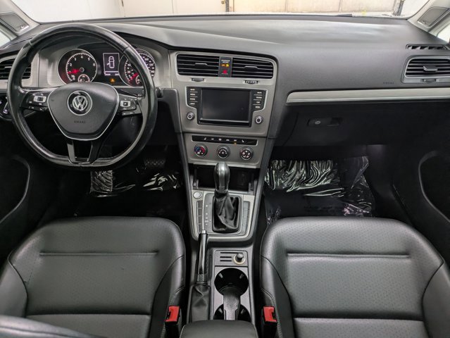 Used 2016 Volkswagen Golf SE w/ Lighting Package FWD image 16