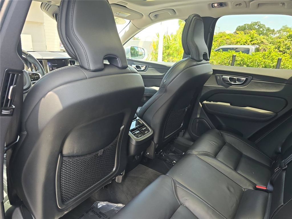 Used 2021 Volvo XC60 T5 Inscription w/ Advanced Package FWD image 13