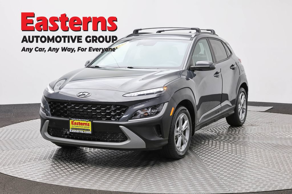 Used 2023 Hyundai Kona SEL AWD/4WD image 1