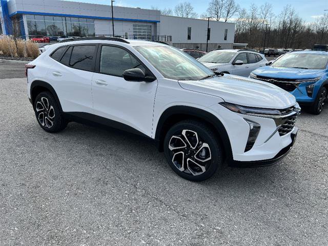 New 2026 Chevrolet Trax RS image 8